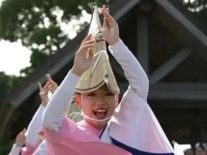 《奇葩祈祷出装攻略大全》（无敌奇葩装备助你登顶战场，）